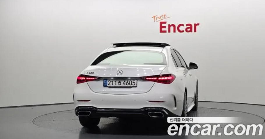 Mercedes-Benz C-Class 