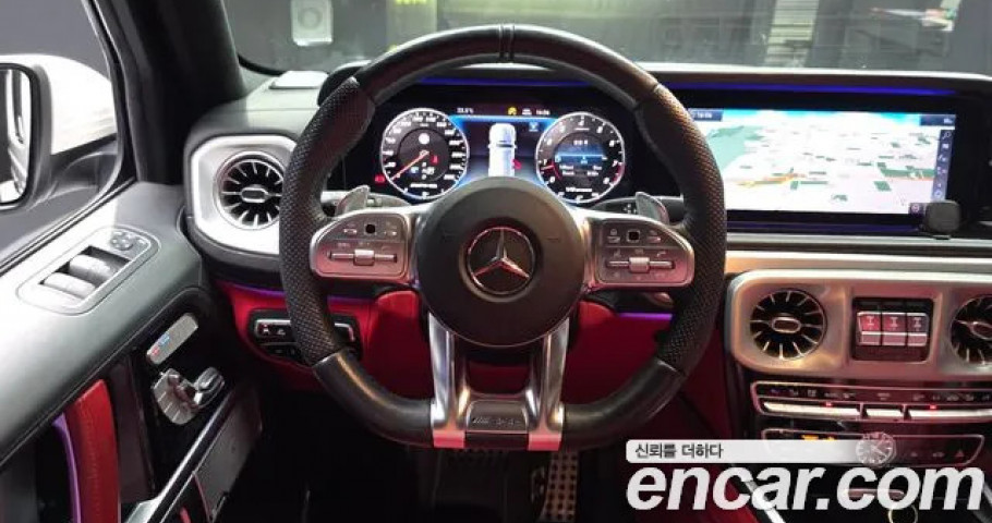 Mercedes-Benz G-Class 