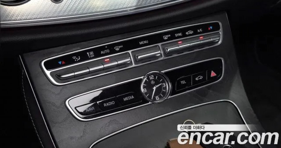 Mercedes-Benz E-Class 