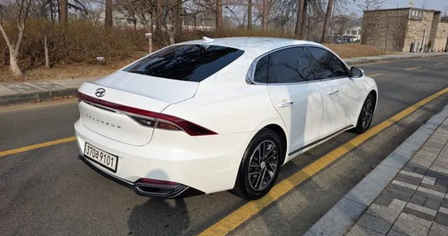 Hyundai Grandeur 