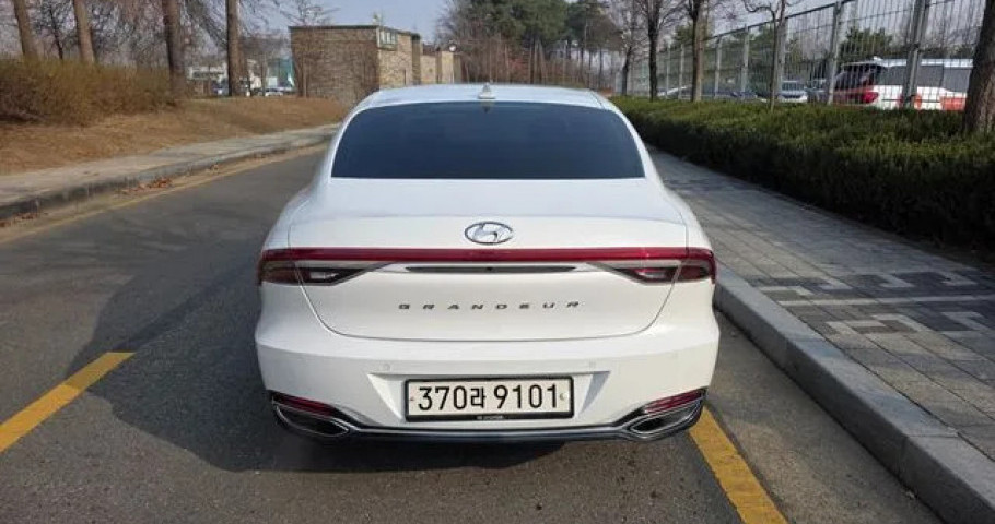 Hyundai Grandeur 