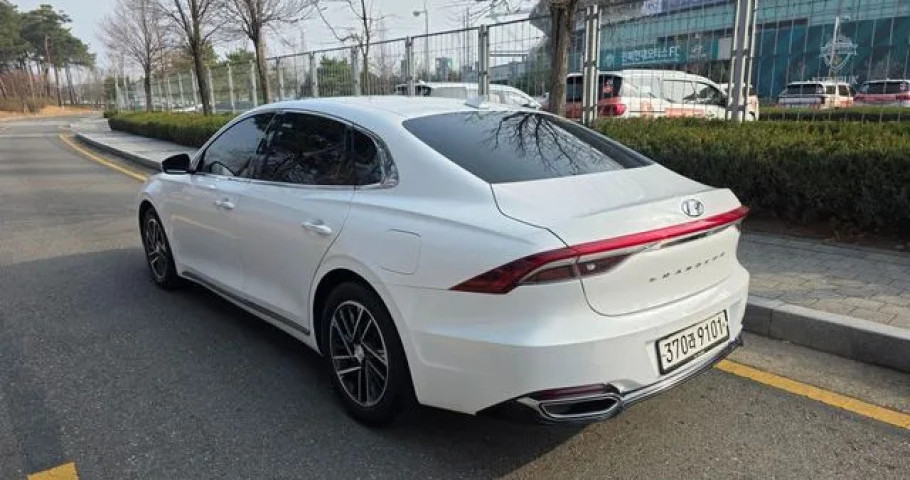 Hyundai Grandeur 