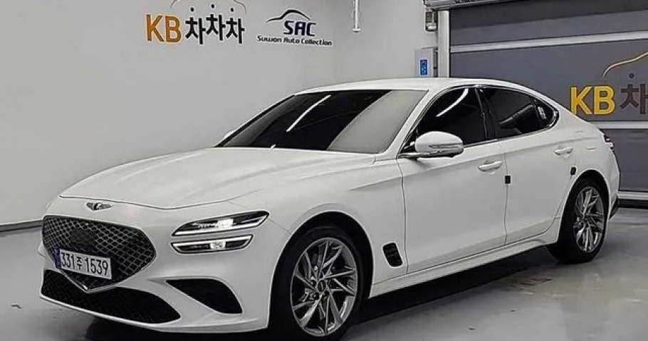 Genesis G70 