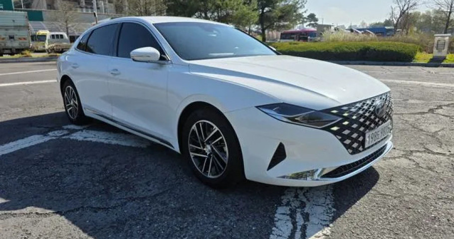 Hyundai Grandeur 