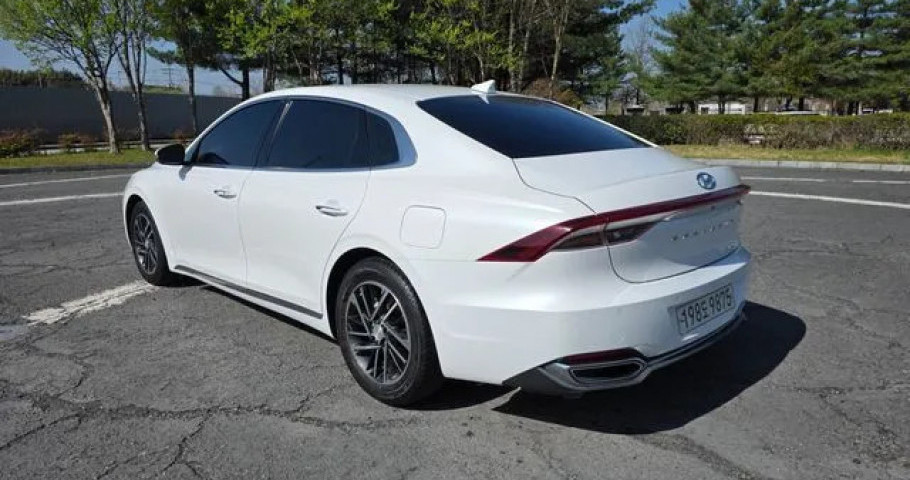 Hyundai Grandeur 