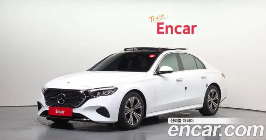 Mercedes-Benz E-Class 
