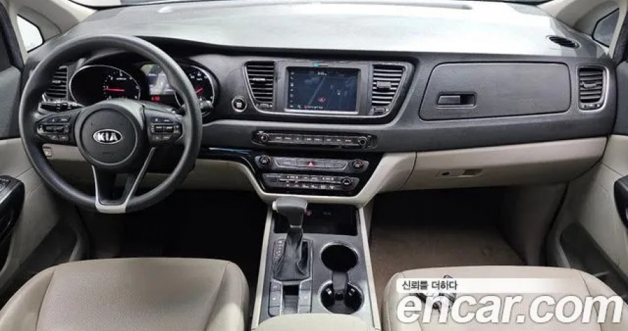 Kia Carnival 