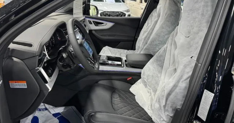 Audi Q7 