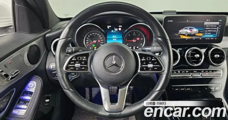 Mercedes-Benz C-Class 