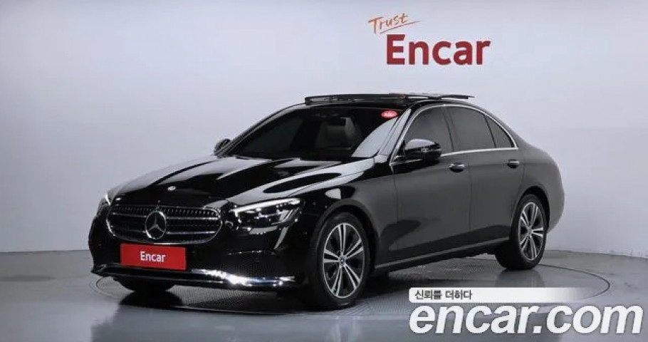 Mercedes-Benz E-Class 