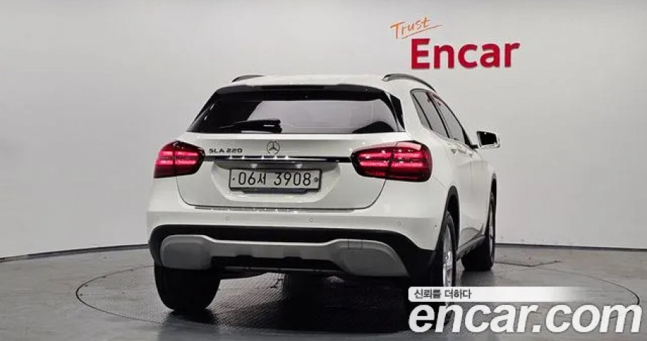 Mercedes-Benz Gla-Class 