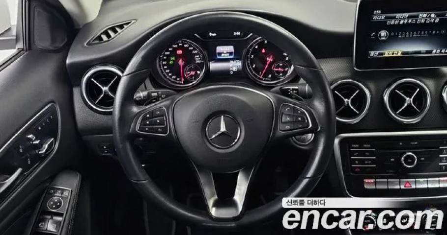 Mercedes-Benz Gla-Class 