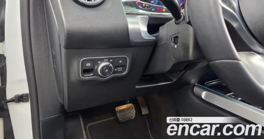 Mercedes-Benz Glb-Class 