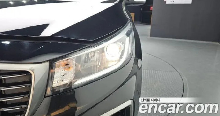 Kia Carnival 