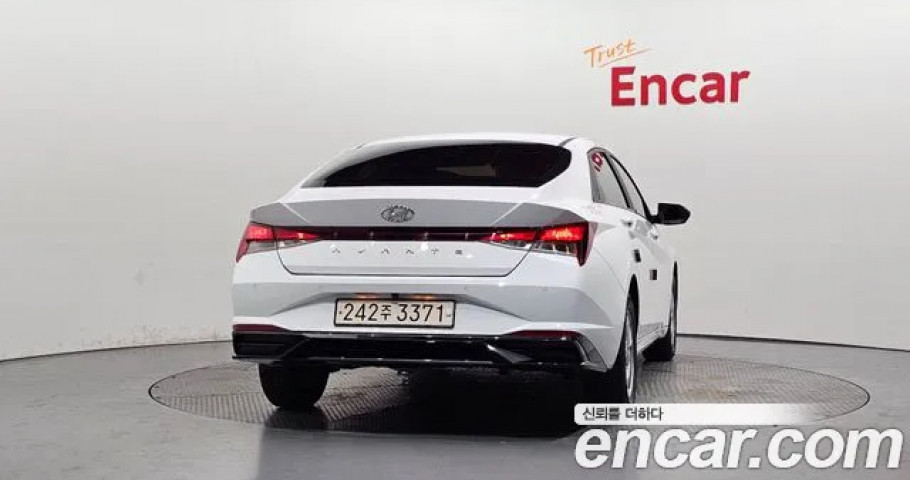 Hyundai Avante (Elantra) 