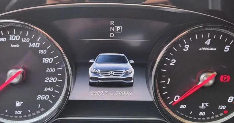 Mercedes-Benz E-Class 