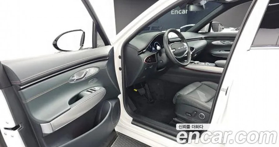 Genesis Gv70 