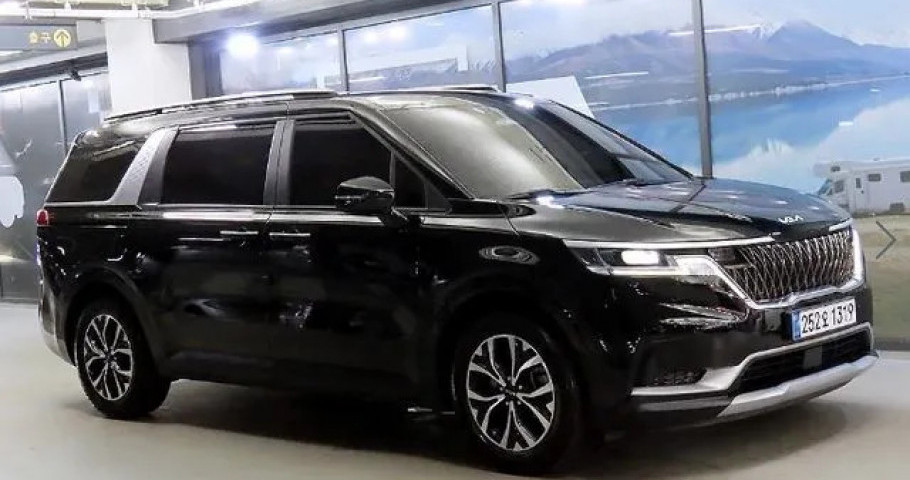 Kia Carnival 
