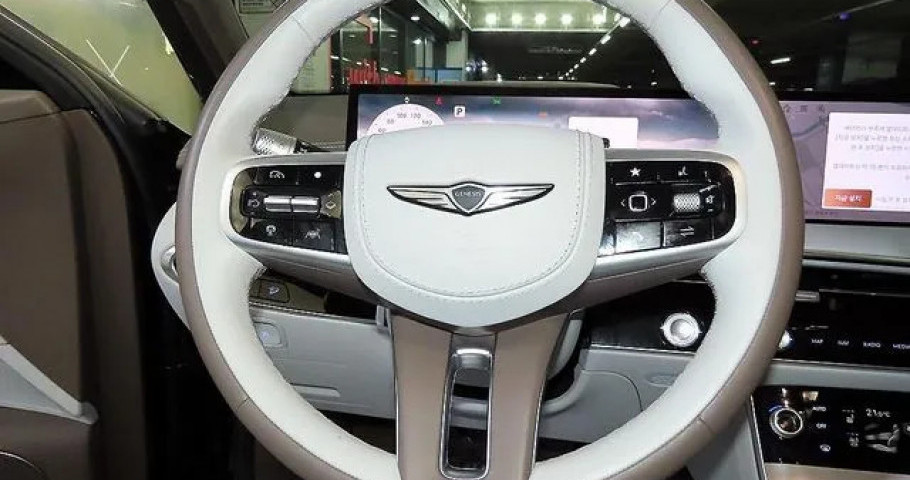 Genesis Gv70 
