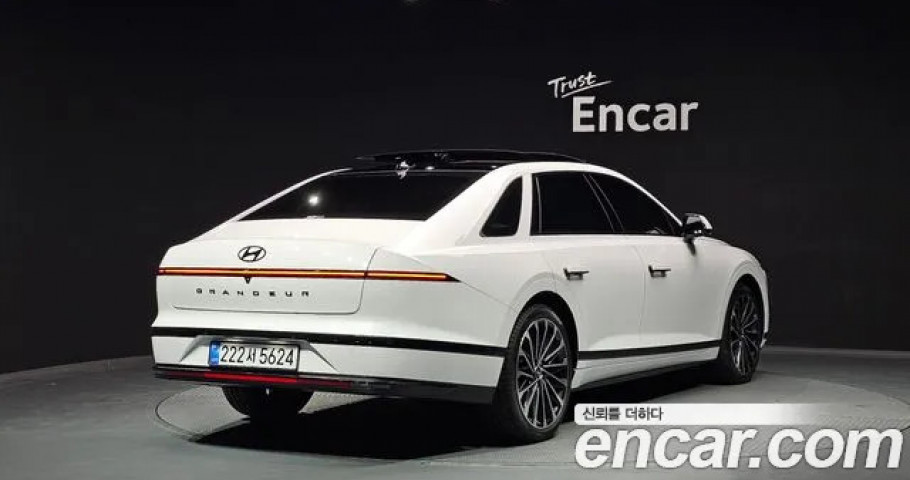 Hyundai Grandeur 