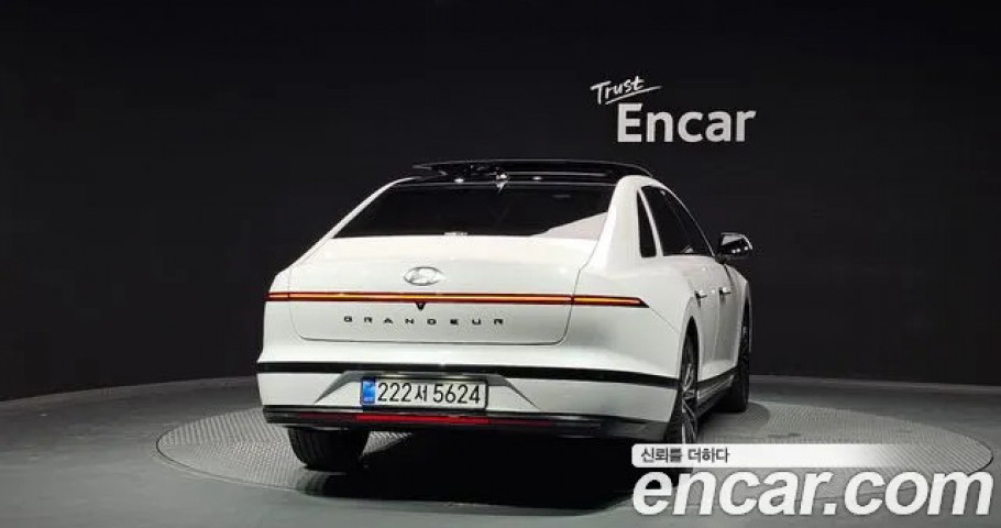 Hyundai Grandeur 