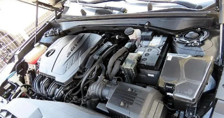 Kia K8 