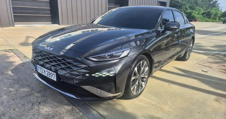 Kia K8 