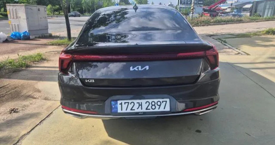 Kia K8 