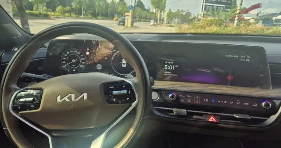 Kia K8 