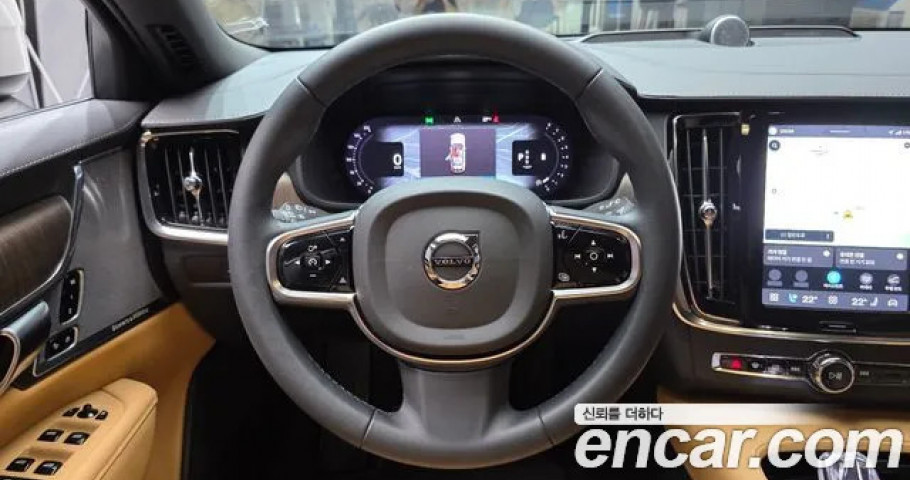 Volvo V90 