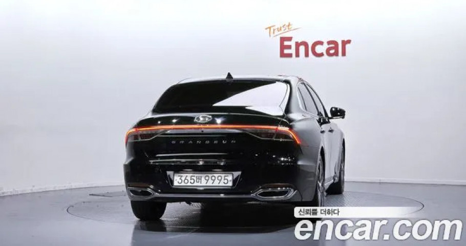 Hyundai Grandeur 