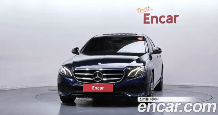 Mercedes-Benz E-Class 