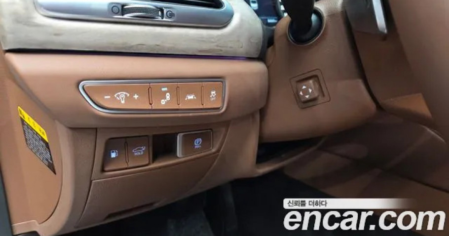 Genesis G90 