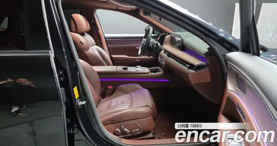 Genesis G90 