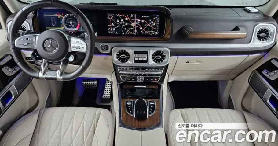 Mercedes-Benz G-Class 
