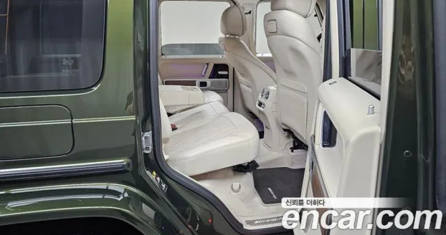 Mercedes-Benz G-Class 