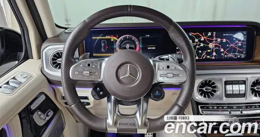 Mercedes-Benz G-Class 