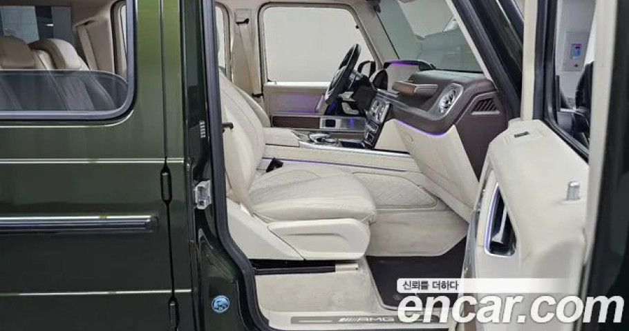 Mercedes-Benz G-Class 