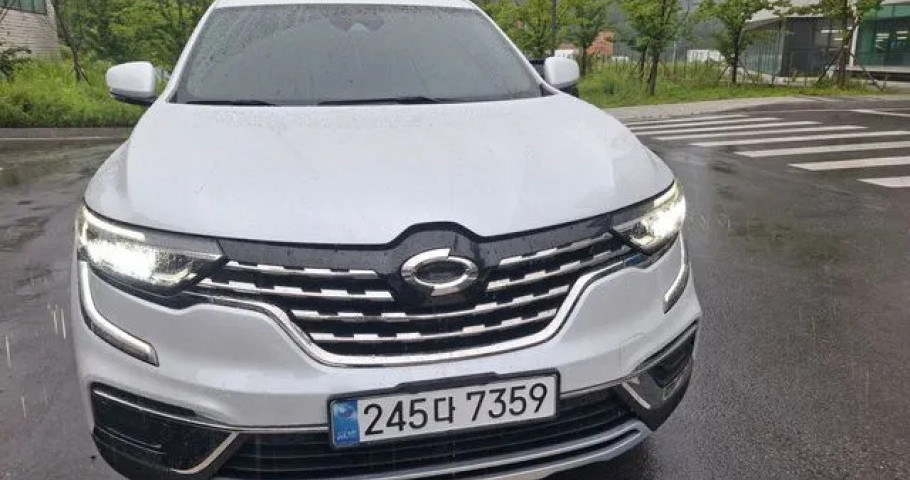 Renault Qm6 