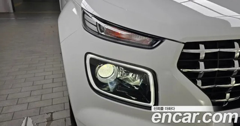 Hyundai Venue 