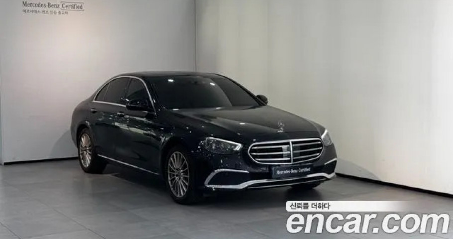 Mercedes-Benz E-Class 