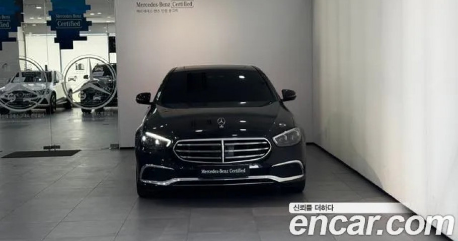 Mercedes-Benz E-Class 