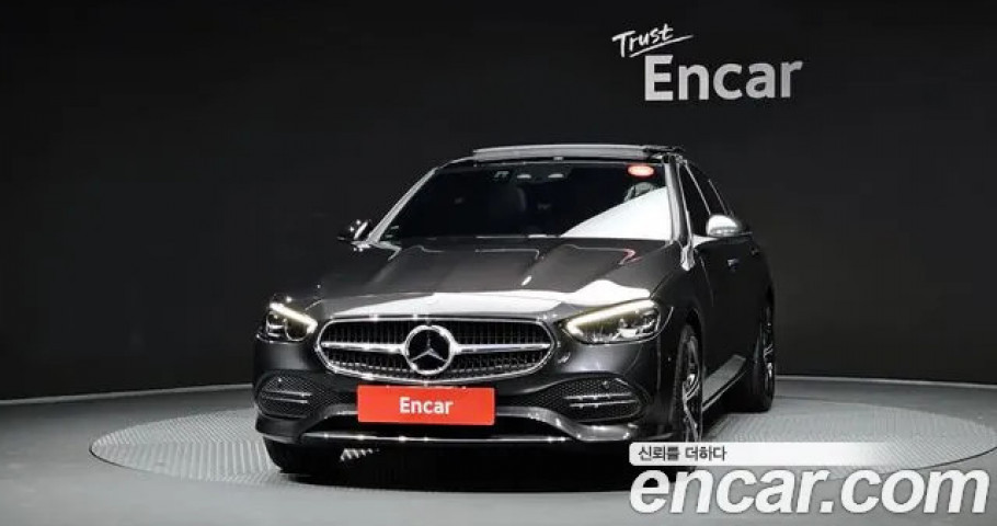 Mercedes-Benz C-Class 