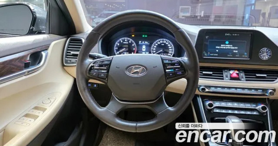 Hyundai Grandeur 