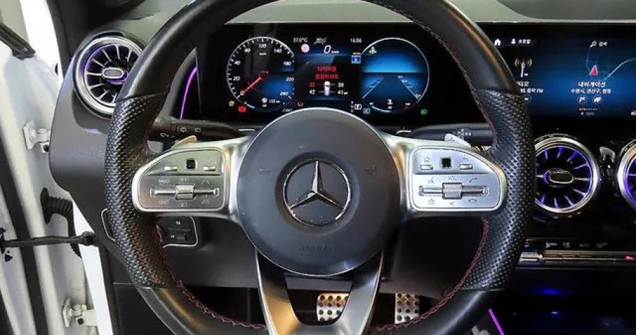 Mercedes-Benz Glb-Class 