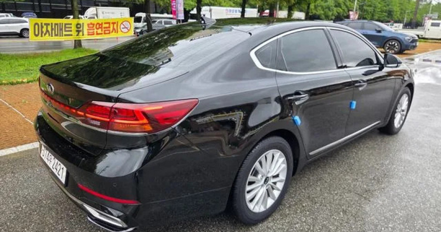 Kia K7 