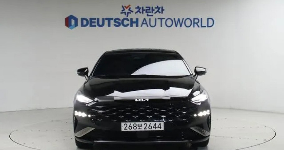 Kia K8 