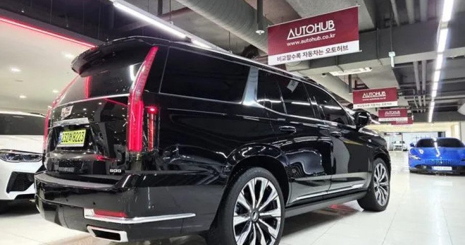 Cadillac Escalade 