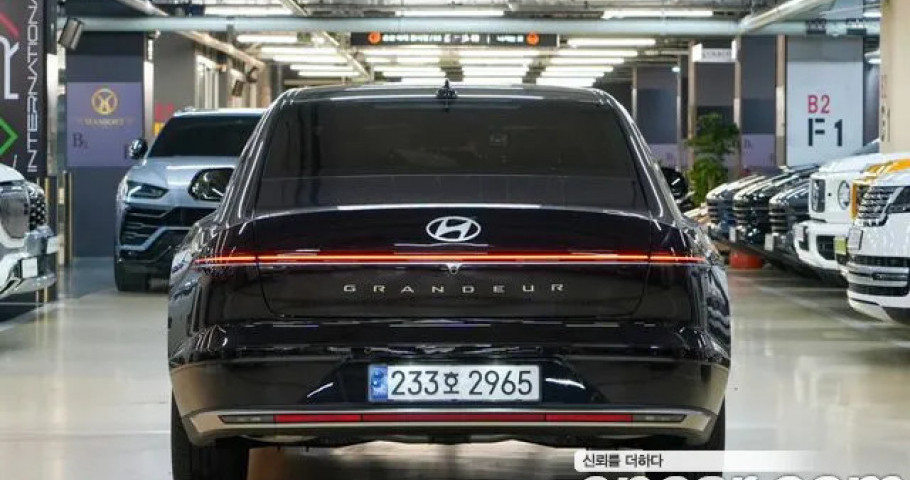 Hyundai Grandeur 