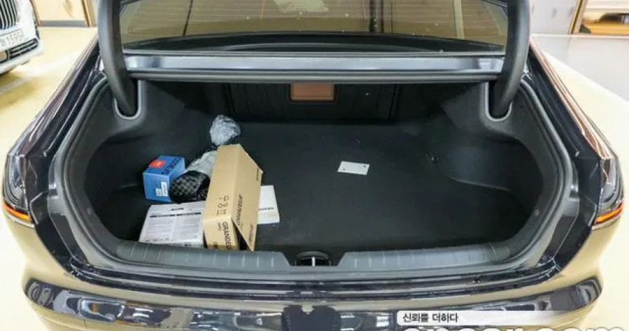 Hyundai Grandeur 